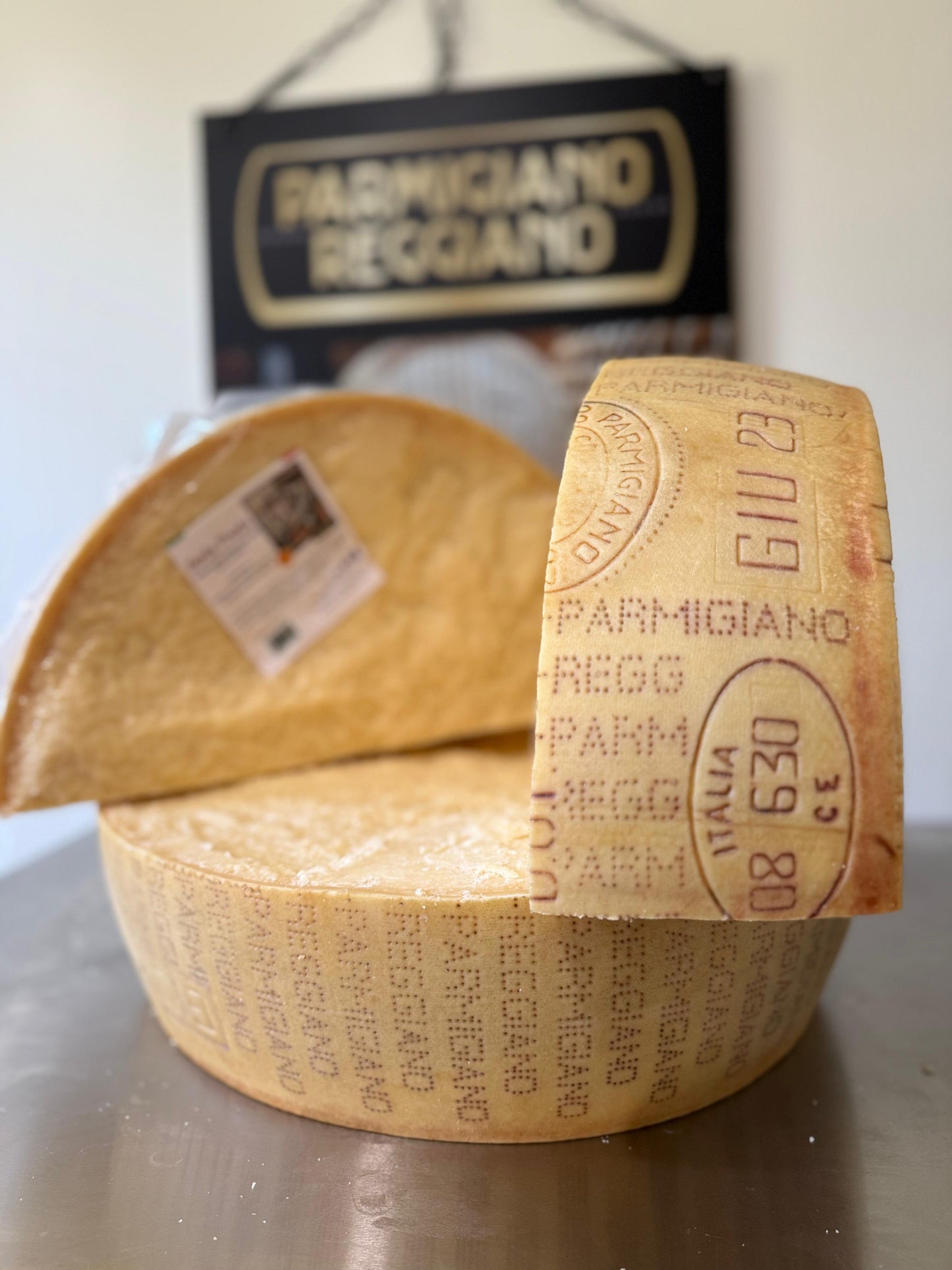 10lb cut of Parmigiano Reggiano | Aged 24months+