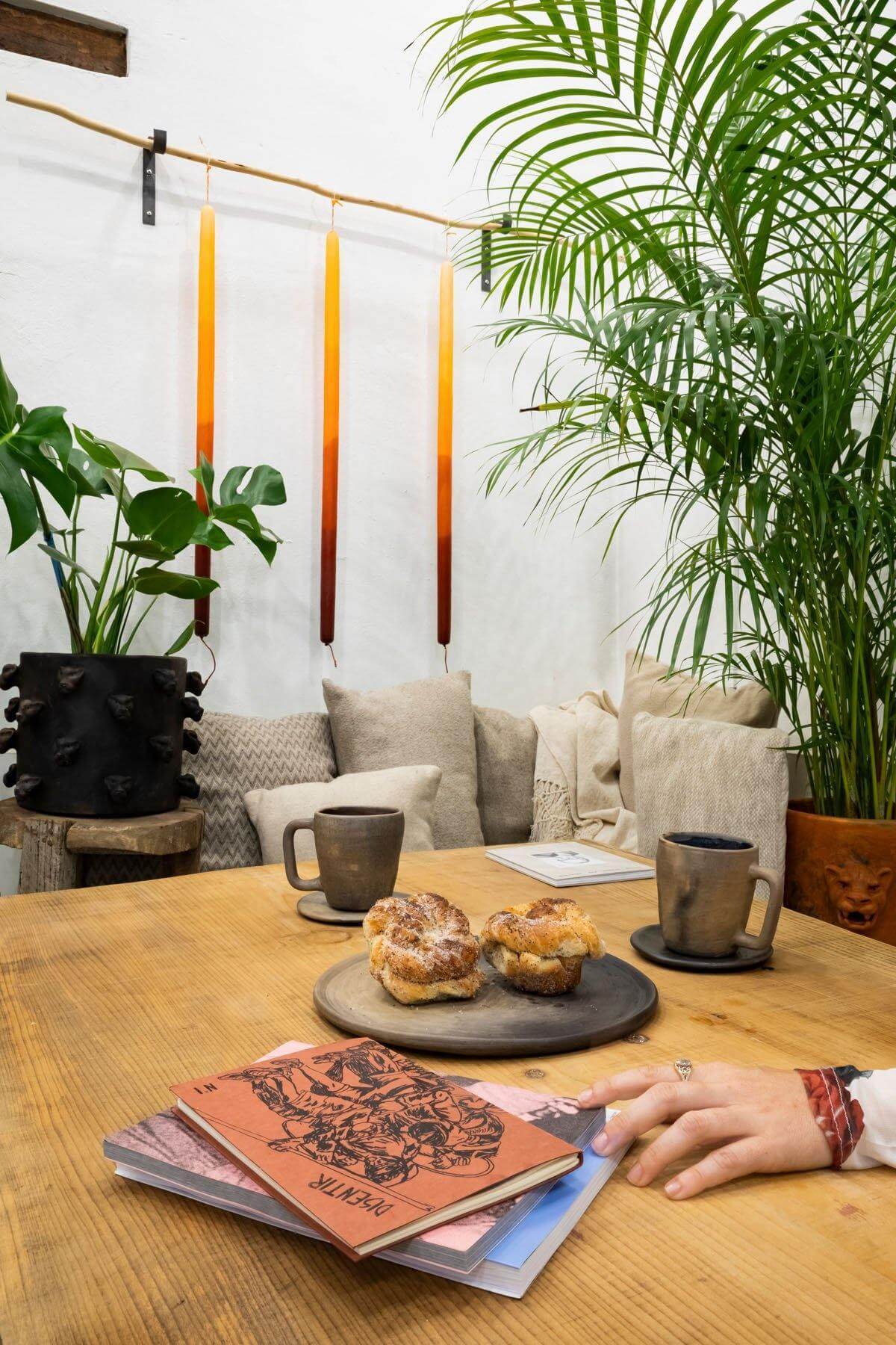 Wool+Clay Small Ceramic Platito