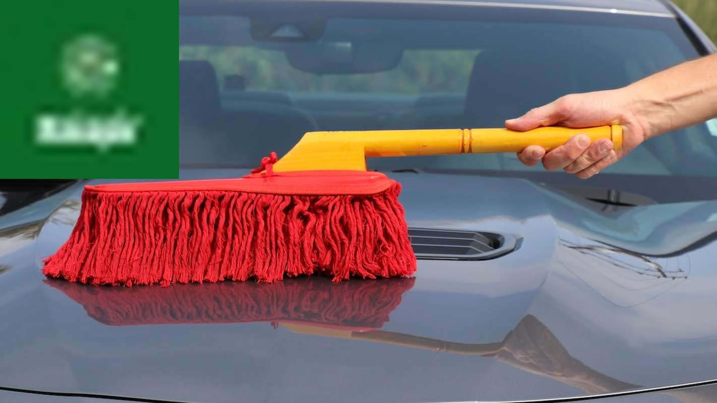 62442 Standard Car Duster with Wooden Handle,Red