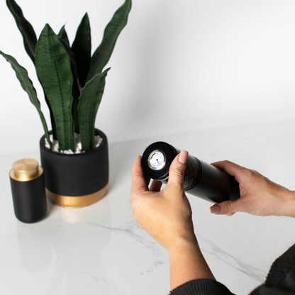 iLOLA Humidor Starter Set – Tea Aging + Storage System