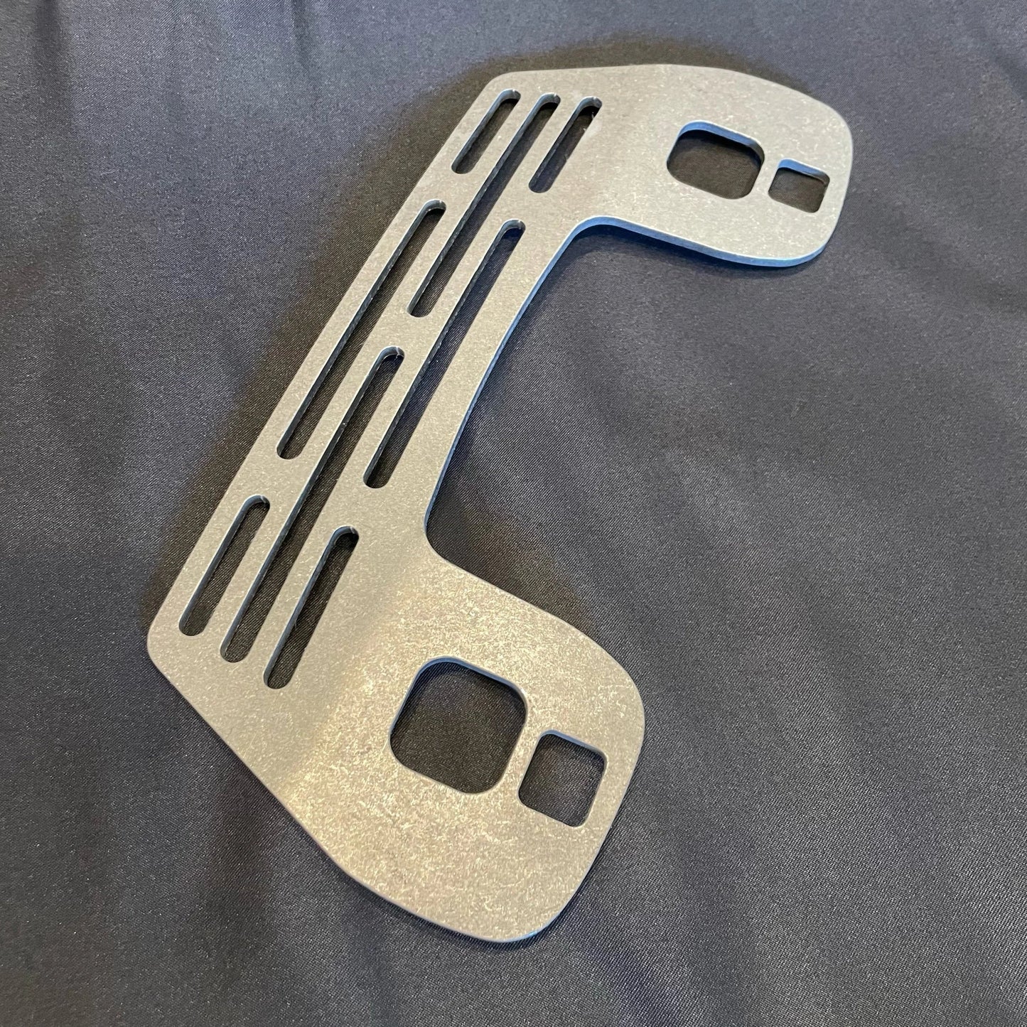 2010-2024 Toyota 4Runner (5th Gen) Passenger Side A-Pillar Grab Handle Accessory Mount For Phones Ham Radios Switch’s Winch Controller Cams Overlanding