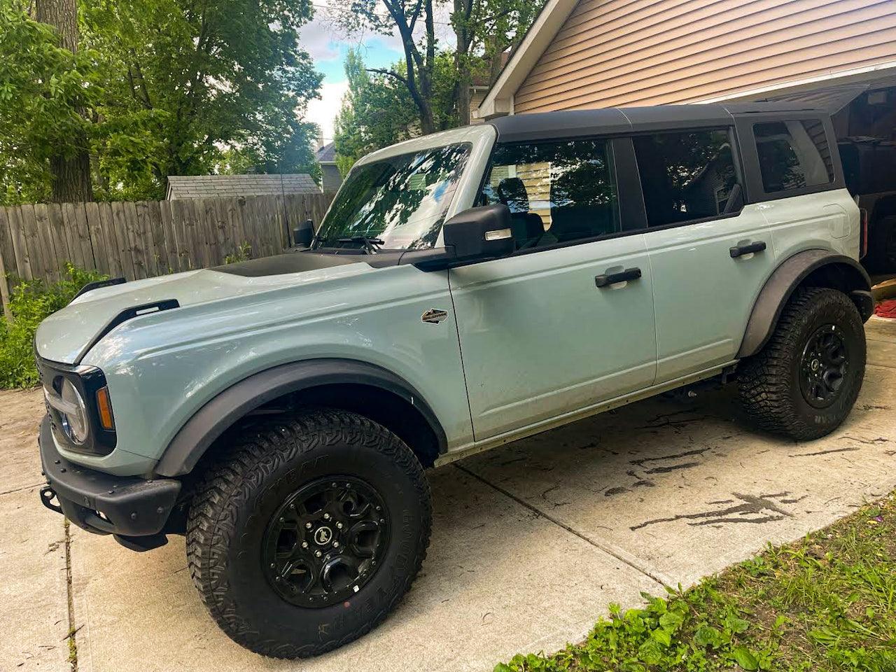 Stealth Paint Matched Side Window Overlays - 2021+ Bronco 4 Door