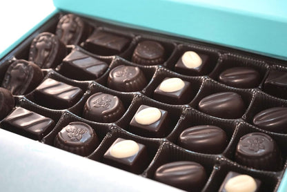 Andy Anand 24 pcs Sugar Free Vegan Dark Chocolate Truffles – 60% Chocolate (Cocoa Butter), Dairy Free, Soy Free, Sesame Free, Gift Boxed