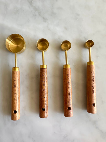 Montecito Acacia Wood & Gold Measuring Cups & Spoons Set