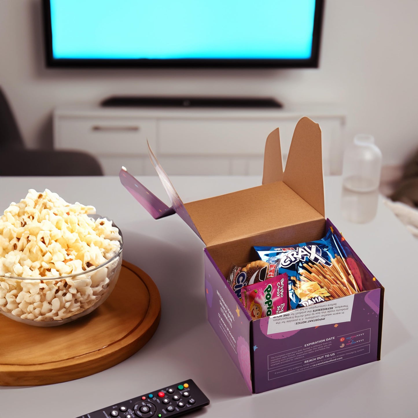 Premium International Snack Box - 12 Full-Size Global Treats | World Snacks