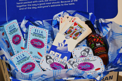 Spicy Card Night Gift Set