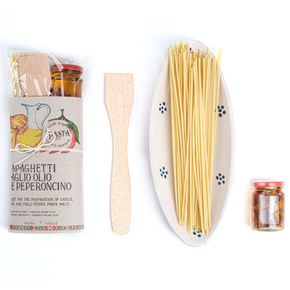Artigiani dei Sapori, Pasta Gift Set Spaghetti with Garlic, Oil and Chili Pepper Pasta Sauce