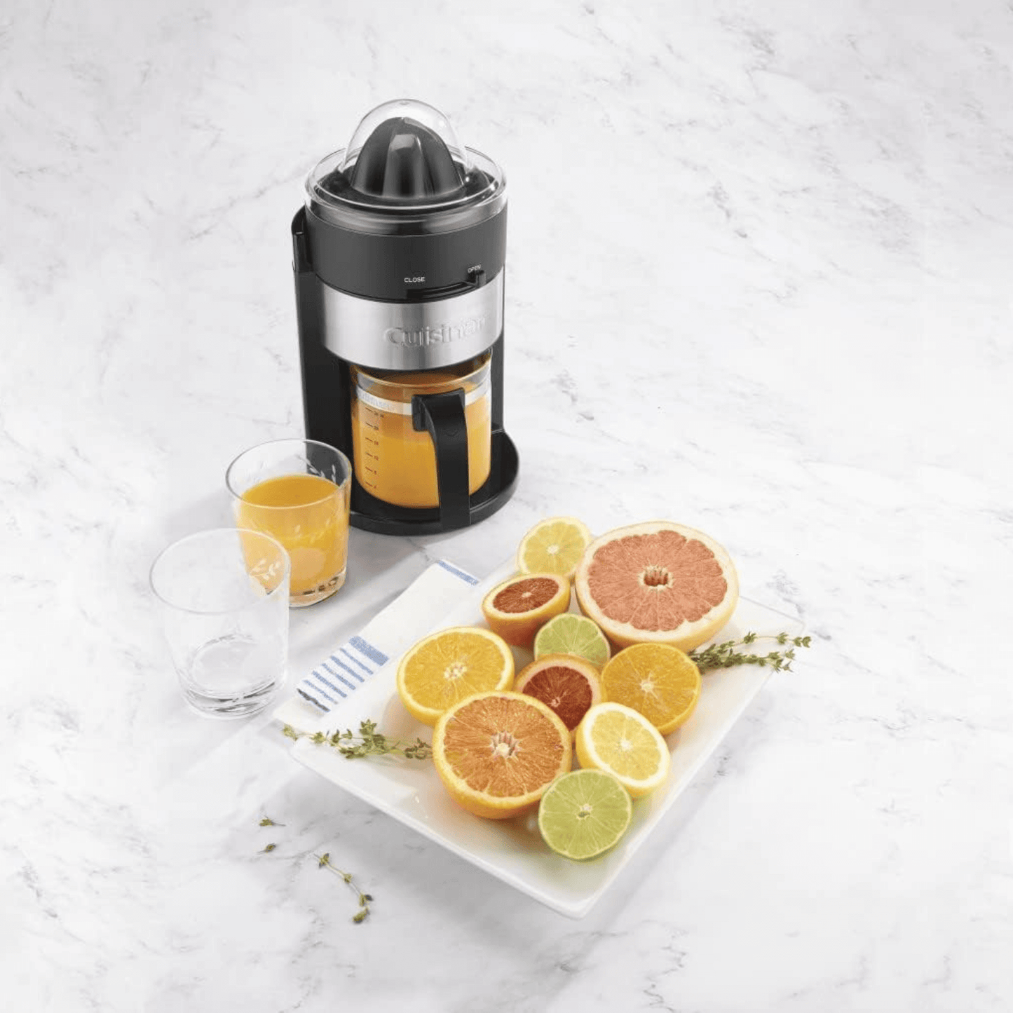 Cuisinart Deluxe Citrus Juicer with Glass Carafe