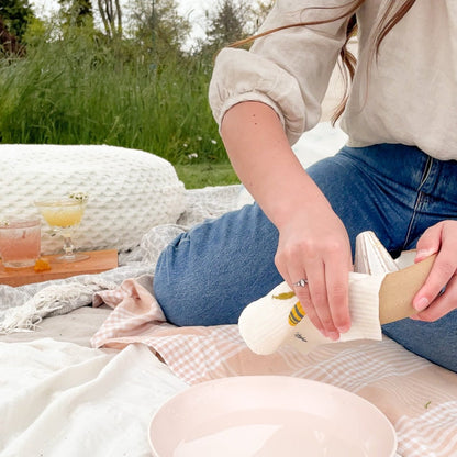 Goldilocks Goods Swedish Dishcloth: Queen Bee