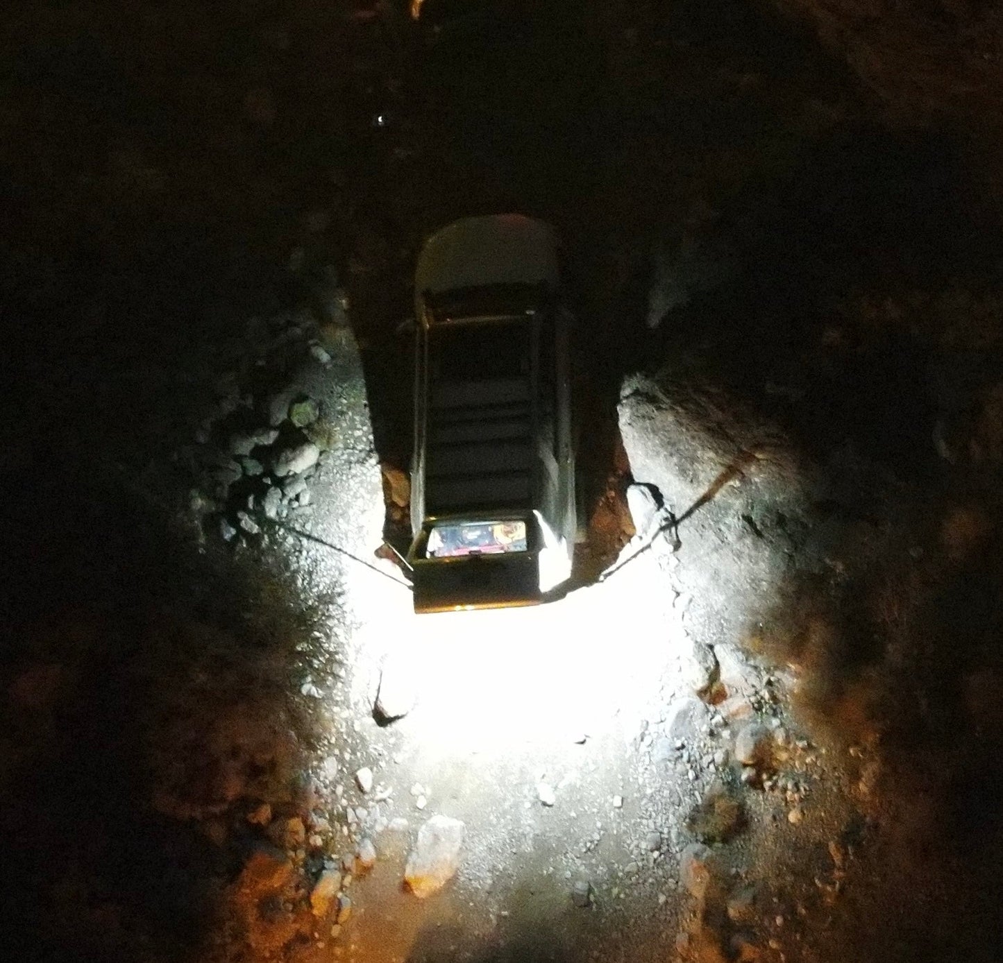 2010+up 4Runner Hatch Light