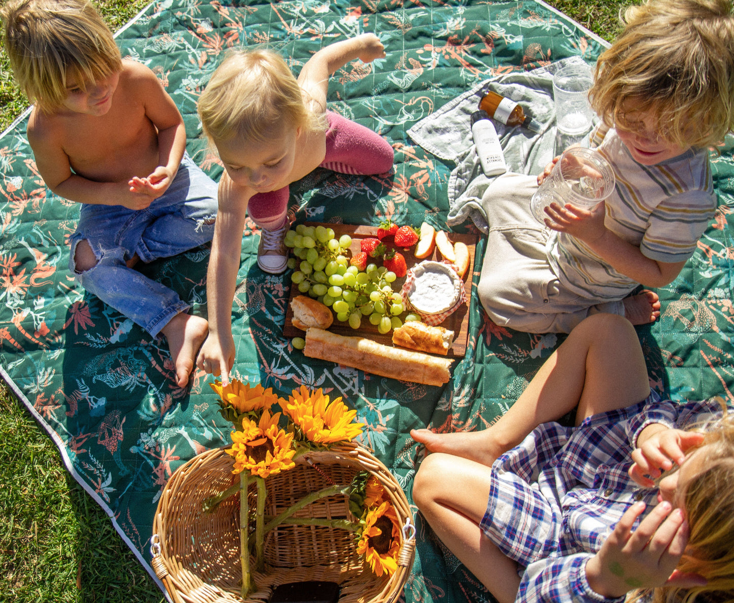 Shwally - For Home and Play The Shwally Picnic Blanket - Sunny Jungle