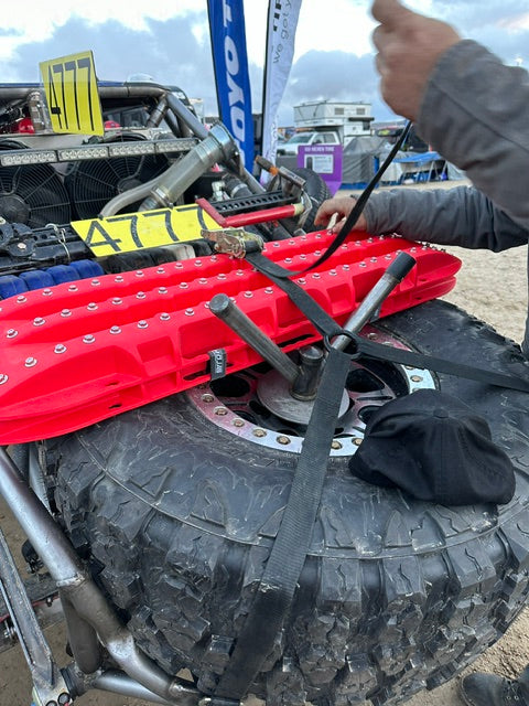 Ultimate Traction recovery board with steel plugs