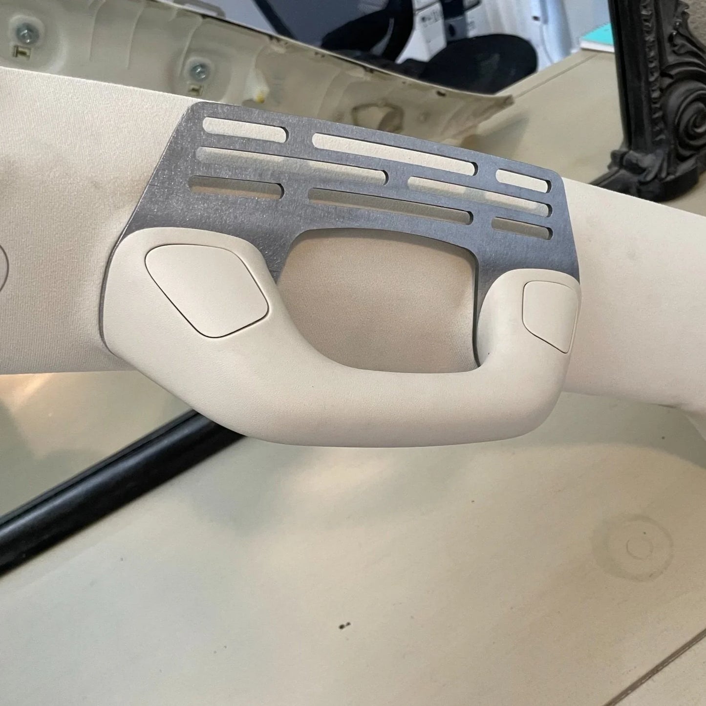 2010-2023 Lexus GX460 A-Pillar Grab Handle Accessory Mount For Phones Ham Radios Switch’s Winch Controller Cams Overlanding