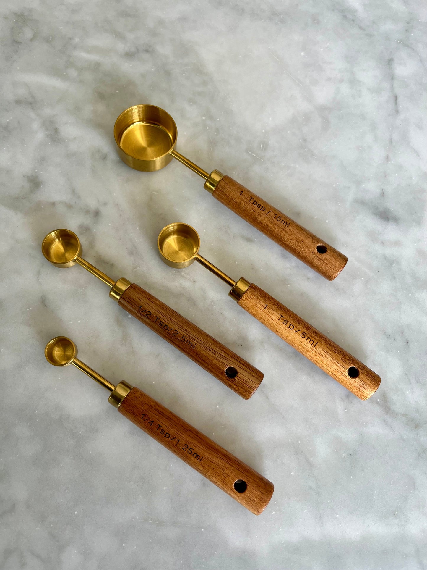 Montecito Acacia Wood & Gold Measuring Cups & Spoons Set