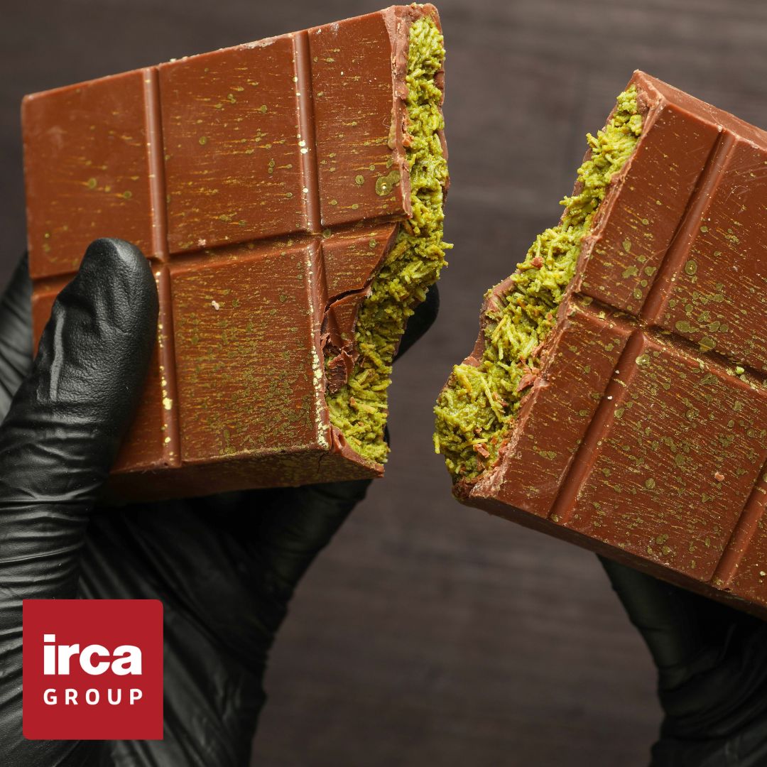 Irca,  Cukicream 18% Pistachio Cream Filling, DUBAI CHEWY COOKIE CREAM, 11 lb (5 kg)