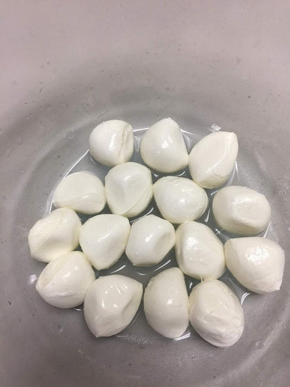 Lupara Buffalo Mozzarella, 7 oz Ball per Cup, 12 Cups