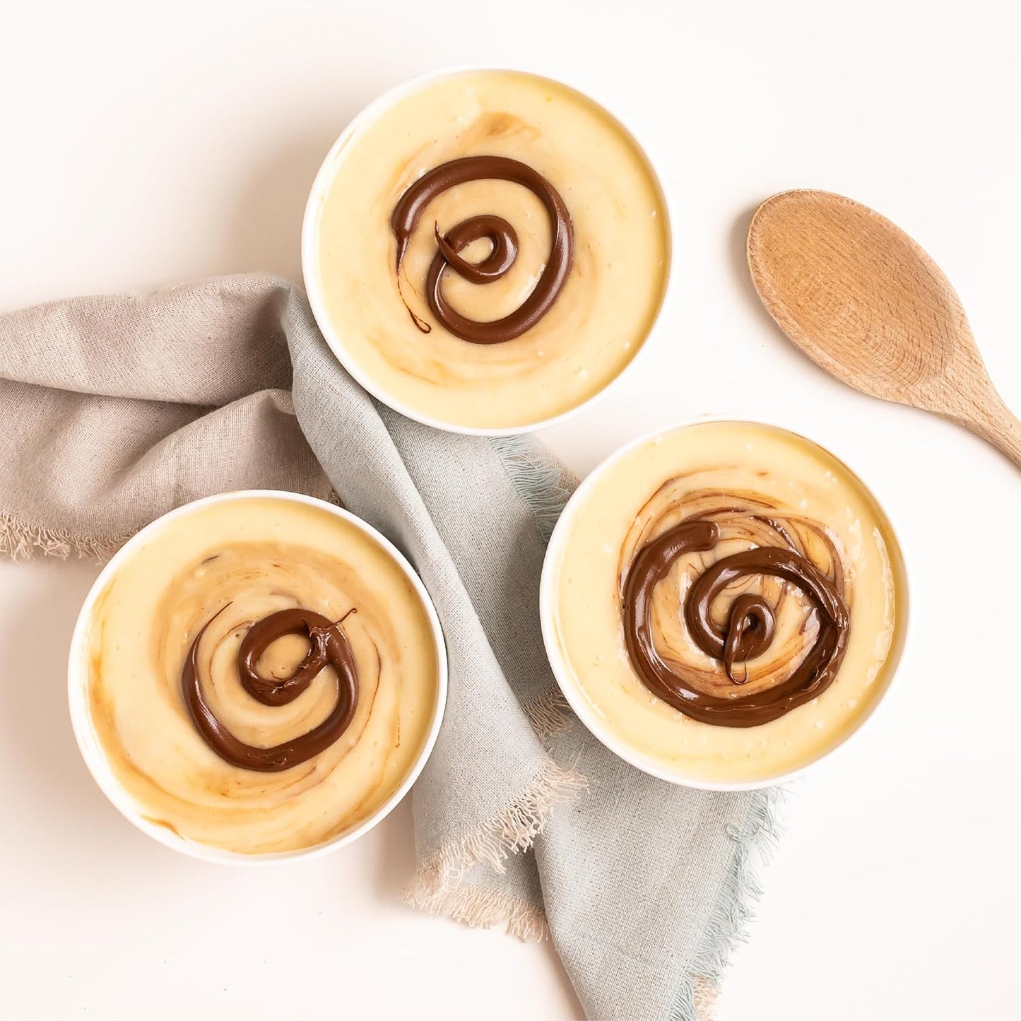 Nutlicious, Hazelnut Mocha Spread for Food Service Bucket, 9lb