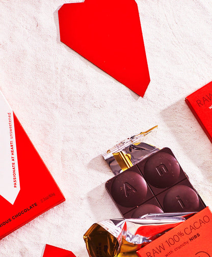 ANTIDOTE CHOCOLATE XOCHI: RAW 100% CACAO + DATES - 12 Bars