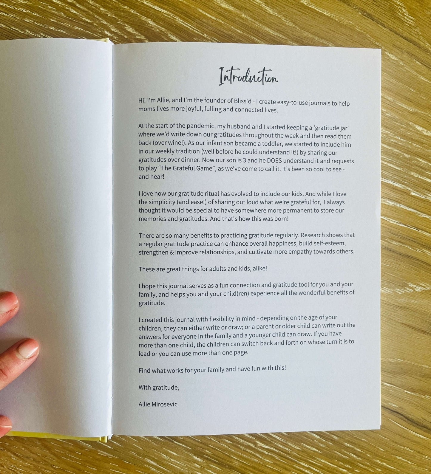 Bliss'd Co We're So Grateful: A Family Journal