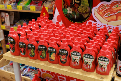 Chinsu Vietnamese Hot Sauce, Sweet Sriracha Chili Sauce, Extra Hot 8.82 Oz