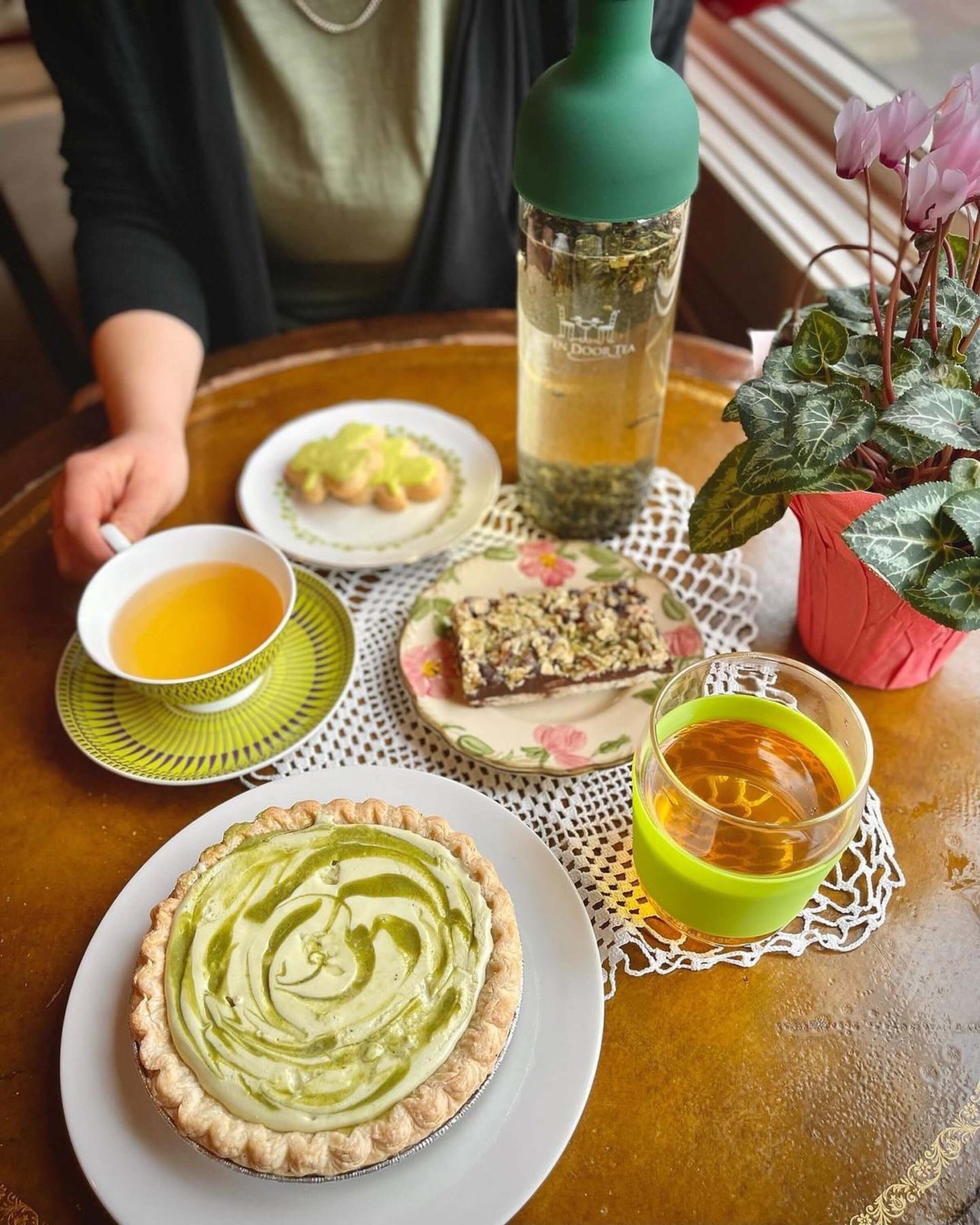 Open Door Tea Coconut Green