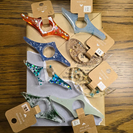 Medium Resin Book Page Holder Random