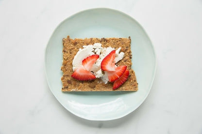 Norwegian Baked Rosemary & Lemon Knekkebrød Nordic Crspbread Bag - 12 bags x 6 oz case