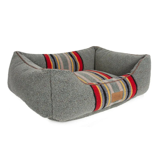 Pendleton Kuddler Dog Bed
