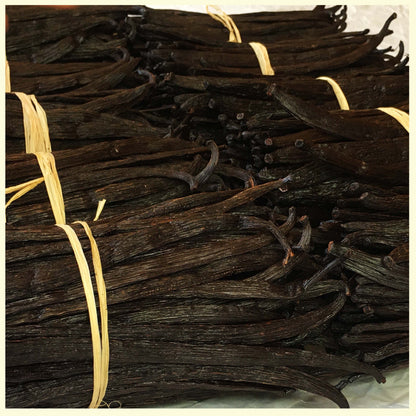 SPECIAL !! Premium Wholesale Bulk Ugandan Vanilla Beans Grade-A Superior Quality for Exquisite Culinary Creations